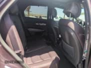 ✅ 2022 Genesis GV70 2.5T • VIN: KMUMADTB1NU066265 • Lot: 63452265. Wystawiony na Copart z przebiegiem 15 284 mil. Bezpłatny archiwum sprzedaży aukcyjnych z USA i szczegółowy raport historii pojazdu na DreamBid. Zdjęcie 10.