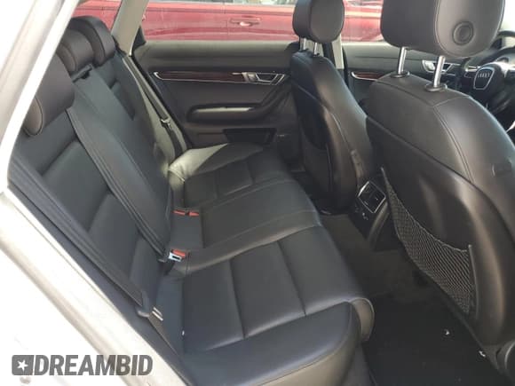 ✅ 2011 Audi A6 Prestige • VIN: WAUKGAFB6BN054327 • Lot: 68560445. Wystawiony na Copart z przebiegiem 125 391 mil. Bezpłatny archiwum sprzedaży aukcyjnych z USA i szczegółowy raport historii pojazdu na DreamBid. Zdjęcie 10.