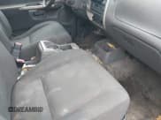 ✅ 2001 Ford Explorer Sport • VIN: 1FMYU60E51UC98976 • Лот: 42436940. Опубликован ранее на IAAI с пробегом 320 487 миль. Бесплатный доступ к архиву аукционных продаж из США и подробный отчёт об истории автомобиля на DreamBid. Изображение 5.