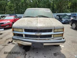 ✅ 2000 Chevrolet Silverado 2500 • VIN: 1GCGC24R3YR105777 • Lot: 62659635. Wystawiony na Copart z przebiegiem 159 127 mil. Bezpłatny archiwum sprzedaży aukcyjnych z USA i szczegółowy raport historii pojazdu na DreamBid. Zdjęcie 5.