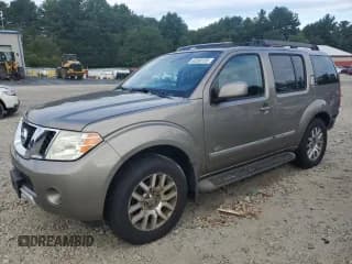 ✅ 2008 Nissan Pathfinder SE • VIN: 5N1BR18B78C606007 • Lot: 69268135. Wystawiony na Copart z przebiegiem 111 517 mil. Bezpłatny archiwum sprzedaży aukcyjnych z USA i szczegółowy raport historii pojazdu na DreamBid. Zdjęcie 1.