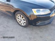 ✅ 2012 Volkswagen Jetta SE • VIN: 3VWDX7AJ1CM327065 • Lot: 43804946. Listed on IAAI with 199,507 mi. Free auction sales archive from the USA and detailed vehicle history report at DreamBid. Image 6.