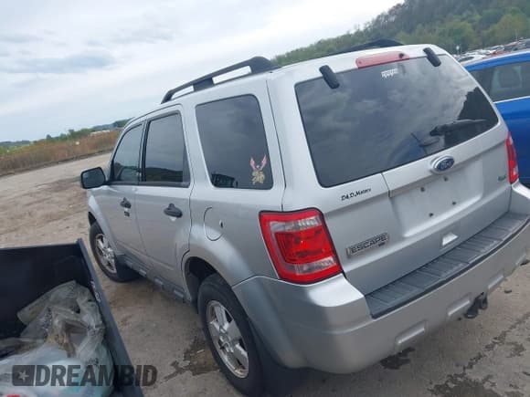 ✅ 2012 Ford Escape XLT • VIN: 1FMCU9DG0CKB75754 • Lot: 43322556. Wystawiony na IAAI z przebiegiem 162 808 mil. Bezpłatny archiwum sprzedaży aukcyjnych z USA i szczegółowy raport historii pojazdu na DreamBid. Zdjęcie 3.