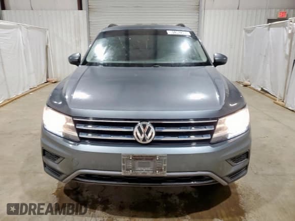 ✅ 2021 Volkswagen Tiguan SE • VIN: 3VV3B7AX6MM096247 • Lot: 91242745. Listed on Copart with 108,814 mi. Free auction sales archive from the USA and detailed vehicle history report at DreamBid. Image 5.