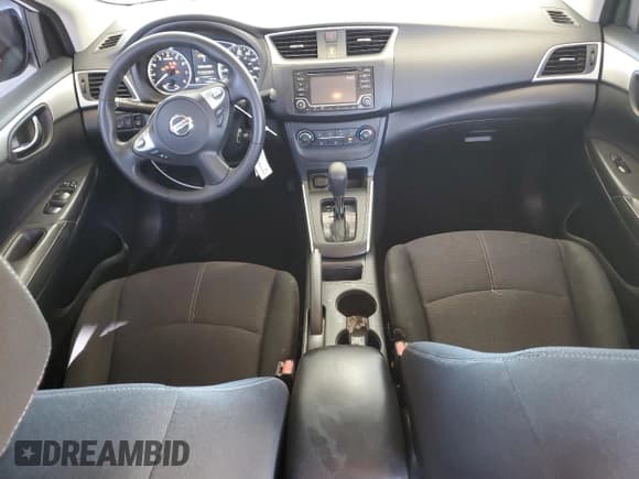 ✅ 2018 Nissan Sentra S • VIN: 3N1AB7AP5JY303773 • Лот: 87312575. Опубликован ранее на Copart с пробегом 179 865 миль. Бесплатный доступ к архиву аукционных продаж из США и подробный отчёт об истории автомобиля на DreamBid. Изображение 8.