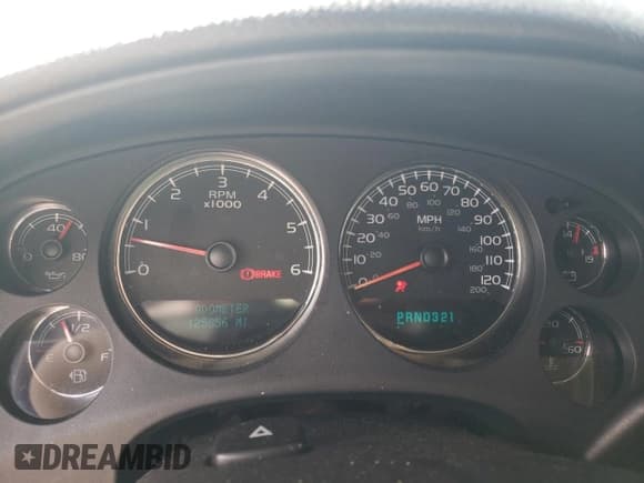 ✅ 2007 Chevrolet Avalanche 1LT • VIN: 3GNFK12397G266681 • Lot: 84464065. Listed on Copart with 125,856 mi. Free auction sales archive from the USA and detailed vehicle history report at DreamBid. Image 9.