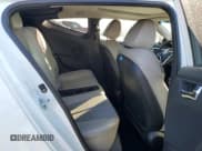 ✅ 2012 Hyundai Veloster w/Red Int • VIN: KMHTC6AD1CU055896 • Lot: 83806034. Wystawiony na Copart z przebiegiem 106 002 mil. Bezpłatny archiwum sprzedaży aukcyjnych z USA i szczegółowy raport historii pojazdu na DreamBid. Zdjęcie 10.