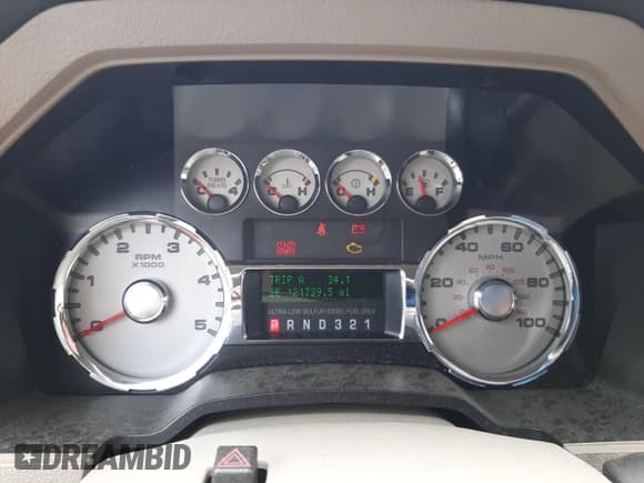 ✅ 2008 Ford F-450 XL • VIN: 1FTXW43R18EC17201 • Lot: 70775874. Wystawiony na Copart z przebiegiem 121 739 mil. Bezpłatny archiwum sprzedaży aukcyjnych z USA i szczegółowy raport historii pojazdu na DreamBid. Zdjęcie 9.