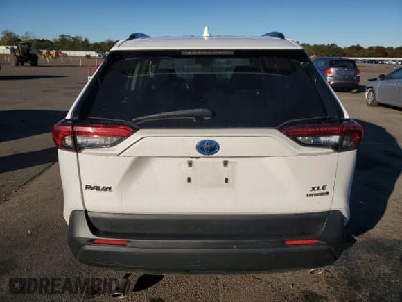 ✅ 2021 Toyota RAV4 Hybrid XLE • VIN: JTMRWRFV5MD559264 • Lot: 89735175. Wystawiony na Copart z przebiegiem 78 002 mil. Bezpłatny archiwum sprzedaży aukcyjnych z USA i szczegółowy raport historii pojazdu na DreamBid. Zdjęcie 6.