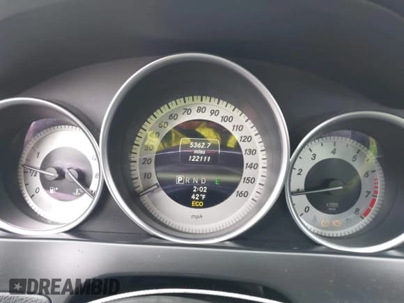 ✅ 2013 Mercedes-Benz C 300 Sport • VIN: WDDGF8AB9DR254857 • Lot: 39142982. Wystawiony na IAAI z przebiegiem 122 111 mil. Bezpłatny archiwum sprzedaży aukcyjnych z USA i szczegółowy raport historii pojazdu na DreamBid. Zdjęcie 7.