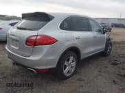 ✅ 2013 Porsche Cayenne Diesel • VIN: WP1AF2A22DLA43868 • Lot: 43734740. Wystawiony na IAAI z przebiegiem 210 055 mil. Bezpłatny archiwum sprzedaży aukcyjnych z USA i szczegółowy raport historii pojazdu na DreamBid. Zdjęcie 4.