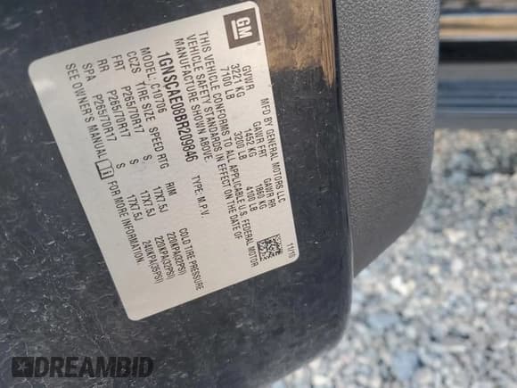 ✅ 2011 Chevrolet Tahoe LS • VIN: 1GNSCAE08BR209846 • Lot: 82521965. Wystawiony na Copart z przebiegiem 268 436 mil. Bezpłatny archiwum sprzedaży aukcyjnych z USA i szczegółowy raport historii pojazdu na DreamBid. Zdjęcie 13.