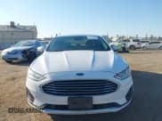 ✅ 2020 Ford Fusion SE • VIN: 3FA6P0LU5LR266094 • Lot: 43575328. Wystawiony na IAAI z przebiegiem 159 974 mil. Bezpłatny archiwum sprzedaży aukcyjnych z USA i szczegółowy raport historii pojazdu na DreamBid. Zdjęcie 12.
