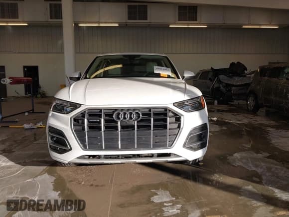 ✅ 2023 Audi Q5 Premium Plus • VIN: WA1BBAFY1P2020434 • Lot: 40964961. Listed on IAAI with 26,606 mi. Free auction sales archive from the USA and detailed vehicle history report at DreamBid. Image 12.