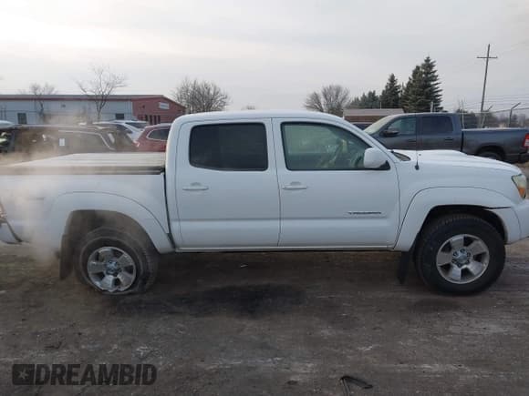 ✅ 2006 Toyota Tacoma PreRunner • VIN: 5TEJU62N06Z284114 • Лот: 41285658. Опубликован ранее на IAAI с пробегом 92 160 миль. Бесплатный доступ к архиву аукционных продаж из США и подробный отчёт об истории автомобиля на DreamBid. Изображение 14.