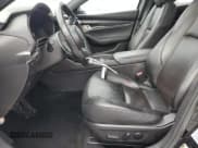 ✅ 2021 Mazda 3 Premium • VIN: JM1BPAML5M1343806 • Lot: 71782135. Wystawiony na Copart z przebiegiem 29 558 mil. Bezpłatny archiwum sprzedaży aukcyjnych z USA i szczegółowy raport historii pojazdu na DreamBid. Zdjęcie 7.