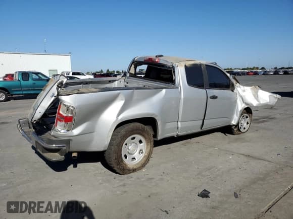 ✅ 2020 Chevrolet Colorado 2WD Work Truck • VIN: 1GCHSBEA1L1204346 • Лот: 70824334. Опубликован ранее на Copart с пробегом 113 711 миль. Бесплатный доступ к архиву аукционных продаж из США и подробный отчёт об истории автомобиля на DreamBid. Изображение 3.