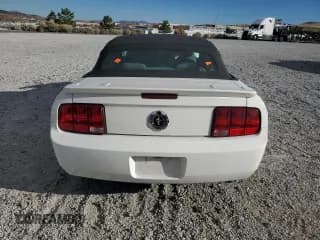 ✅ 2009 Ford Mustang • VIN: 1ZVHT84N195108266 • Lot: 91052465. Wystawiony na Copart z przebiegiem 94 187 mil. Bezpłatny archiwum sprzedaży aukcyjnych z USA i szczegółowy raport historii pojazdu na DreamBid. Zdjęcie 6.