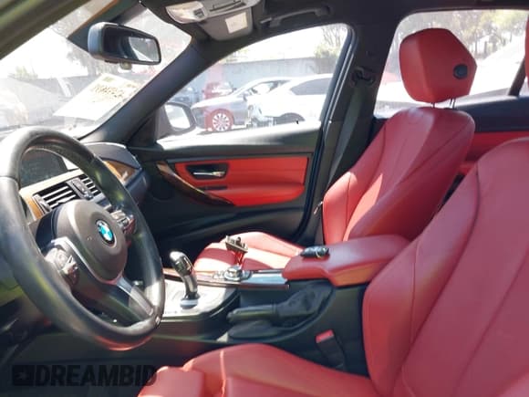 ✅ 2013 BMW 3 Series ActiveHybrid 3 • VIN: WBA3F9C57DF484224 • Lot: 42494691. Listed on IAAI with 82,684 mi. Free auction sales archive from the USA and detailed vehicle history report at DreamBid. Image 12.