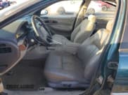 ✅ 1993 Chrysler Concorde • VIN: 2C3EL56T9PH636017 • Lot: 80644804. Wystawiony na Copart z przebiegiem 124 677 mil. Bezpłatny archiwum sprzedaży aukcyjnych z USA i szczegółowy raport historii pojazdu na DreamBid. Zdjęcie 7.