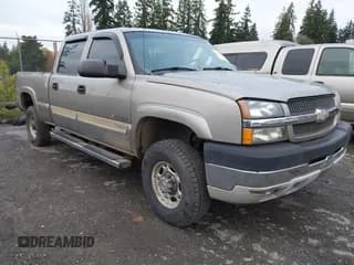 ✅ 2003 Chevrolet Silverado 2500HD LT3 • VIN: 1GCHK23GX3F170921 • Лот: 43739572. Опубликован ранее на IAAI с пробегом 145 775 миль. Бесплатный доступ к архиву аукционных продаж из США и подробный отчёт об истории автомобиля на DreamBid. Изображение 1.