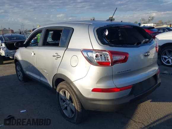 ✅ 2012 Kia Sportage LX • VIN: KNDPB3A22C7198862 • Lot: 43272092. Listed on IAAI with 146,674 mi. Free auction sales archive from the USA and detailed vehicle history report at DreamBid. Image 3.
