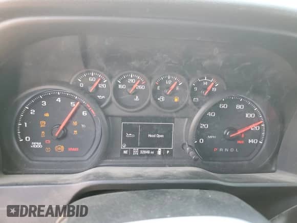 2021 Chevrolet Silverado 1500 Custom z VIN 1GCRYBEHXMZ115135, wystawiony jako Copart lot #54670185 z przebiegiem 32 849 mil mil oraz Szkoda całkowita • Salvage title. Historia ofert i sprzedaży dostępna na DreamBid. Obrazek 9.