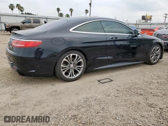 ✅ 2016 Mercedes-Benz S 550 • VIN: WDDXJ8FB7GA015737 • Lot: 53089465. Wystawiony na Copart z przebiegiem 33 546 mil. Bezpłatny archiwum sprzedaży aukcyjnych z USA i szczegółowy raport historii pojazdu na DreamBid. Zdjęcie 3.