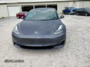 ✅ 2023 Tesla Model 3 Long Range • VIN: 5YJ3E1EBXPF706600 • Lot: 59021995. Wystawiony na Copart z przebiegiem 20 295 mil. Bezpłatny archiwum sprzedaży aukcyjnych z USA i szczegółowy raport historii pojazdu na DreamBid. Zdjęcie 13.