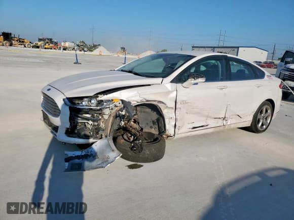 ✅ 2014 Ford Fusion SE • VIN: 3FA6P0HD7ER268067 • Lot: 84778075. Wystawiony na Copart z przebiegiem 210 025 mil. Bezpłatny archiwum sprzedaży aukcyjnych z USA i szczegółowy raport historii pojazdu na DreamBid. Zdjęcie 1.