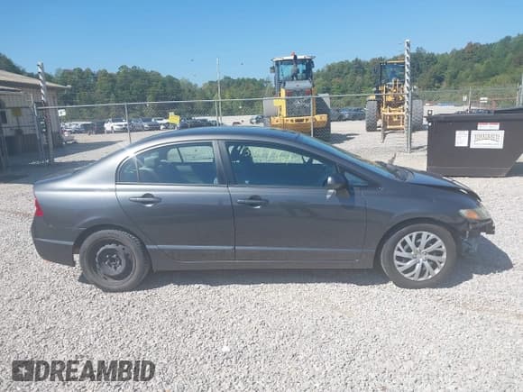 ✅ 2010 Honda Civic LX • VIN: 2HGFA1F56AH578313 • Lot: 43307467. Listed on IAAI with 181,721 mi. Free auction sales archive from the USA and detailed vehicle history report at DreamBid. Image 14.