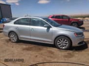 ✅ 2013 Volkswagen Jetta SE • VIN: 3VWDP7AJ9DM251788 • Лот: 53567395. Опубликован ранее на Copart с пробегом 106 753 миль. Бесплатный доступ к архиву аукционных продаж из США и подробный отчёт об истории автомобиля на DreamBid. Изображение 4.