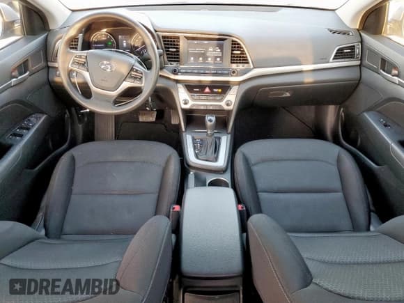 ✅ 2018 Hyundai Elantra SEL • VIN: 5NPD84LF0JH269847 • Lot: 71899565. Listed on Copart with 81,808 mi. Free auction sales archive from the USA and detailed vehicle history report at DreamBid. Image 8.