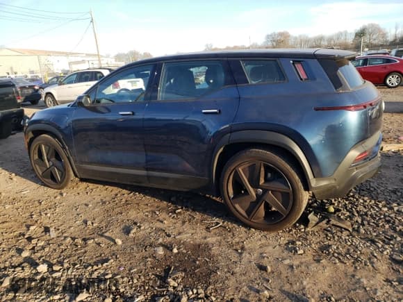 ✅ 2023 Fisker Ocean Extreme • VIN: VCF1EBU2XPG007925 • Lot: 78950964. Wystawiony na Copart z przebiegiem 8 642 mil. Bezpłatny archiwum sprzedaży aukcyjnych z USA i szczegółowy raport historii pojazdu na DreamBid. Zdjęcie 2.