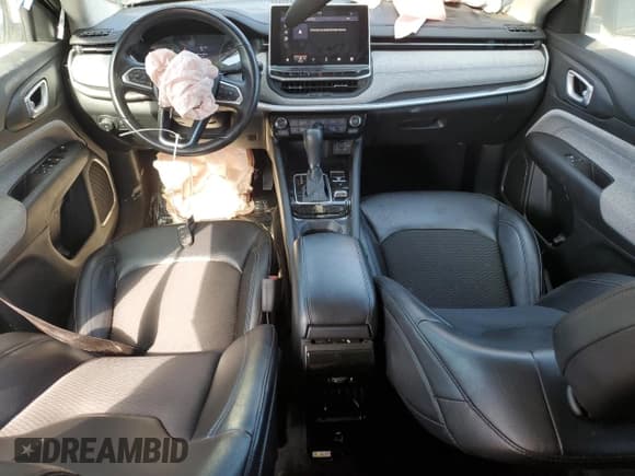 ✅ 2022 Jeep Compass Latitude • VIN: 3C4NJDBB7NT234087 • Lot: 81986735. Listed on Copart with 63,469 mi. Free auction sales archive from the USA and detailed vehicle history report at DreamBid. Image 8.
