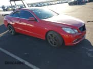 ✅ 2010 Mercedes-Benz E 350 • VIN: WDDKJ5GB3AF043066 • Лот: 43530838. Опубликован ранее на IAAI с пробегом 140 169 миль. Бесплатный доступ к архиву аукционных продаж из США и подробный отчёт об истории автомобиля на DreamBid. Изображение 1.