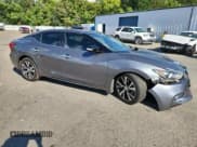 ✅ 2017 Nissan Maxima Platinum • VIN: 1N4AA6AP3HC402949 • Lot: 82172705. Wystawiony na Copart z przebiegiem 206 110 mil. Bezpłatny archiwum sprzedaży aukcyjnych z USA i szczegółowy raport historii pojazdu na DreamBid. Zdjęcie 4.
