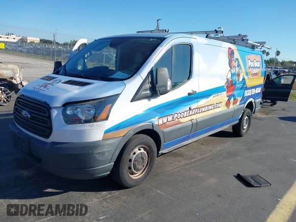 ✅ 2017 Ford Transit • VIN: 1FTBW2ZG9HKA50480 • Lot: 43721015. Wystawiony na IAAI z przebiegiem 171 249 mil. Bezpłatny archiwum sprzedaży aukcyjnych z USA i szczegółowy raport historii pojazdu na DreamBid. Zdjęcie 16.