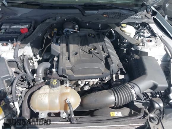 ✅ 2017 Ford Mustang EcoBoost Premium • VIN: 1FATP8UH7H5218674 • Lot: 43393857. Wystawiony na IAAI z przebiegiem 132 174 mil. Bezpłatny archiwum sprzedaży aukcyjnych z USA i szczegółowy raport historii pojazdu na DreamBid. Zdjęcie 10.