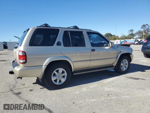 ✅ 2001 Nissan Pathfinder LE • VIN: JN8DR09Y51W615551 • Lot: 90702415. Wystawiony na Copart z przebiegiem 132 330 mil. Bezpłatny archiwum sprzedaży aukcyjnych z USA i szczegółowy raport historii pojazdu na DreamBid. Zdjęcie 3.