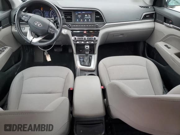 ✅ 2019 Hyundai Elantra Value Edition • VIN: 5NPD84LF5KH433241 • Лот: 90451395. Опубликован ранее на Copart с пробегом 68 449 миль. Бесплатный доступ к архиву аукционных продаж из США и подробный отчёт об истории автомобиля на DreamBid. Изображение 8.