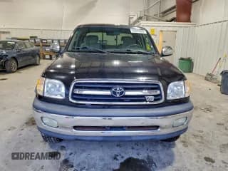 ✅ 2001 Toyota Tundra SR5 • VIN: 5TBBT44151S194834 • Lot: 93884655. Wystawiony na Copart z przebiegiem 197 254 mil. Bezpłatny archiwum sprzedaży aukcyjnych z USA i szczegółowy raport historii pojazdu na DreamBid. Zdjęcie 5.