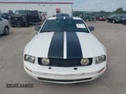 ✅ 2006 Ford Mustang Standard • VIN: 1ZVFT80N065187258 • Lot: 43345875. Listed on IAAI with 225,984 mi. Free auction sales archive from the USA and detailed vehicle history report at DreamBid. Image 12.