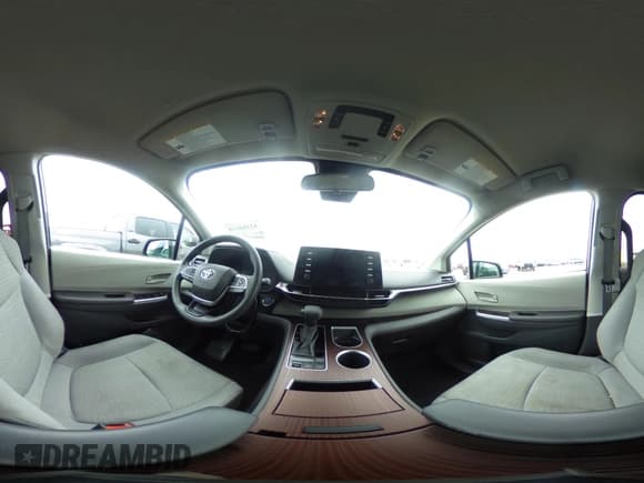 ✅ 2021 Toyota Sienna LE • VIN: 5TDKRKEC4MS016203 • Lot: 43384218. Wystawiony na IAAI z przebiegiem 109 550 mil. Bezpłatny archiwum sprzedaży aukcyjnych z USA i szczegółowy raport historii pojazdu na DreamBid. Zdjęcie 18.