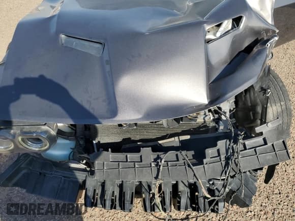 ✅ 2022 Dodge Challenger SXT • VIN: 2C3CDZAG0NH144608 • Lot: 92120125. Wystawiony na Copart z przebiegiem 26 688 mil. Bezpłatny archiwum sprzedaży aukcyjnych z USA i szczegółowy raport historii pojazdu na DreamBid. Zdjęcie 11.