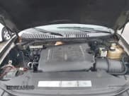 ✅ 2003 Lincoln Navigator Ultimate • VIN: 5LMFU27R63LJ14398 • Lot: 43574631. Wystawiony na IAAI z przebiegiem Nie podano. Bezpłatny archiwum sprzedaży aukcyjnych z USA i szczegółowy raport historii pojazdu na DreamBid. Zdjęcie 10.