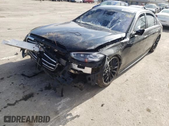 ✅ 2022 Mercedes-Benz S 580 • VIN: W1K6G7GB9NA110154 • Lot: 66277042. Wystawiony na Copart z przebiegiem Nie podano. Bezpłatny archiwum sprzedaży aukcyjnych z USA i szczegółowy raport historii pojazdu na DreamBid. Zdjęcie 2.