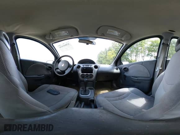 2004 Saturn ION ION 2 z VIN 1G8AJ52F74Z124956, wystawiony jako IAAI lot #43041434 z przebiegiem 149 000 mil mil oraz . Historia ofert i sprzedaży dostępna na DreamBid. Obrazek 18.