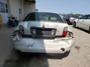 ✅ 2005 Lincoln LS Sport • VIN: 1LNHM87A05Y646745 • Lot: 70427194. Wystawiony na Copart z przebiegiem Nie podano. Bezpłatny archiwum sprzedaży aukcyjnych z USA i szczegółowy raport historii pojazdu na DreamBid. Zdjęcie 6.