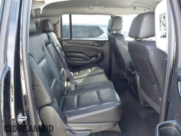 2018 Chevrolet Suburban LT z VIN 1GNSKHKC3JR146681, wystawiony jako IAAI lot #43394501 z przebiegiem 206 697 mil mil oraz . Historia ofert i sprzedaży dostępna na DreamBid. Obrazek 8.